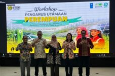 Perempuan di Garda Depan Transisi Kendaraan Listrik Nasional
