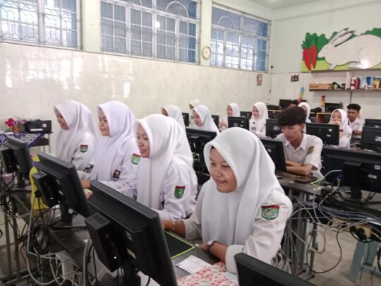 DPR Sikapi soal Efisiensi: Jangan Turunkan Anggaran Pendidikan