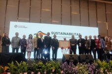 Universitas Harkat Negeri Luncurkan SUSTAINABILITAS, Pusat Kajian Keberlanjutan untuk Dorong Aksi Nyata