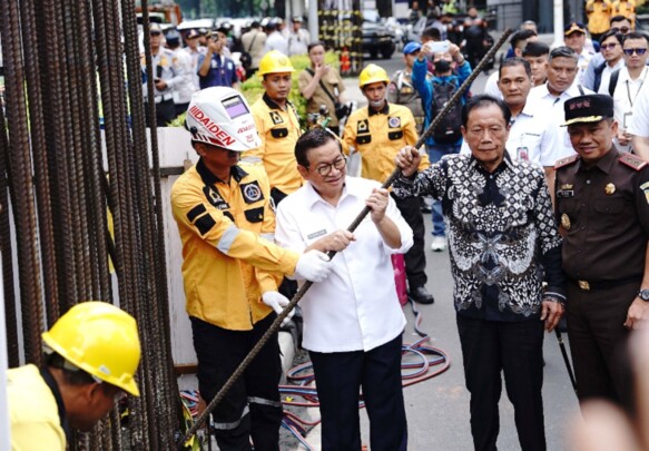 Sutiyoso Lega, Tiang Monorel yang Mangkrak Akhirnya Dibongkar