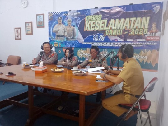 Lewat Siaran Radio, Satlantas Brebes Ajak Warga Tertib Lalu Lintas