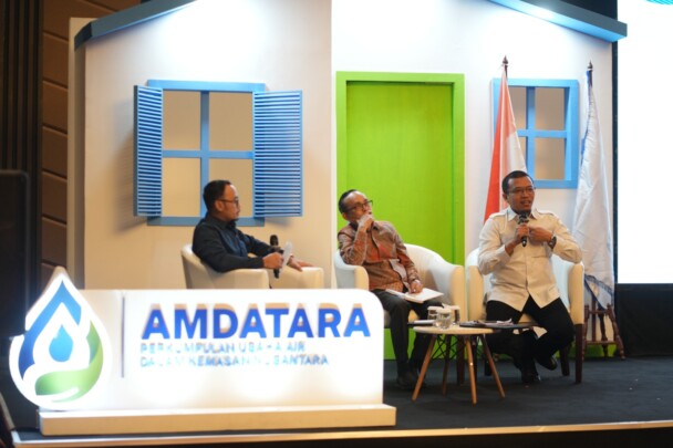 Industri AMDK Dikejar Tenggat Izin Air, Sanksi Segera Berlaku