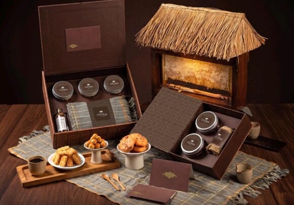Hotel Tentrem Jakarta Hadirkan Hampers Ramadhan Eksklusif dengan Sentuhan Budaya Baduy