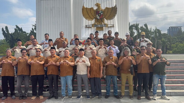 Ziarah HPN ke Kalibata, AMKI Kenang BM Diah dan Rosihan Anwar, Pilar Jurnalisme dan Kebangsaan