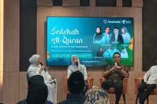 Dompet Dhuafa dan Gramedia Bersinergi Sedekah Ribuan Al-Quran untuk Sumatra Pasca Banjir