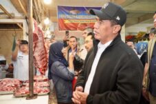 Mentan Amran Tindak Tegas Rumah Potong Hewan yang Naikkan Harga Daging