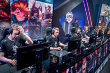 Gelombang Transaksi Ilegal Ancaman di Jagat Esports Indonesia, Platform Aman Diburu