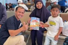 Majalah CIA Dukung Program “Mudik Asyik Baca Buku” 2026, Bagikan 1.000 Majalah Anak Gratis di Titik Mudik