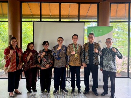 IHSG Anjlok 5,91%, Securities Crowdfunding Jadi Alternatif Investasi UMKM yang Kian Tumbuh
