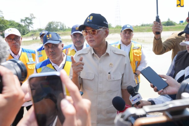 Banjir Rendam 7 Desa, Dody Hanggodo Gas Perbaikan Muara Sungai Babakan