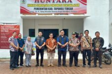 Kemendagri Turun Langsung ke Tapanuli, 200 Paket Bantuan Disalurkan untuk Korban Bencana