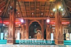 Masjid Joglo di Tangerang Ini Jadi Hidden Gem Religi, Ukiran Jepara Jadi Daya Tarik