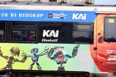 Livery dan Instalasi Pelangi di Mars Wujud Dukungan Kementerian Ekraf akan Film Nasional