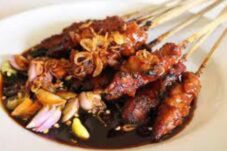Sate Cucuk Manis Palembang: Kuliner Legendaris dengan Cita Rasa Manis Gurih yang Unik