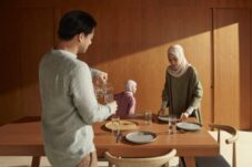 Strategi Praktis Mengatur Keuangan Keluarga Saat Ramadan