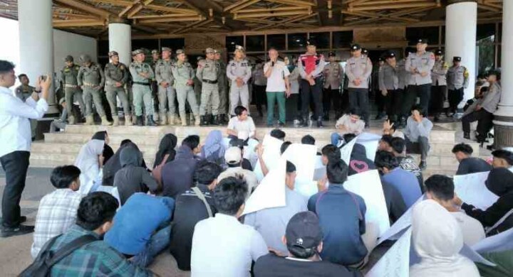 Sekda Aceh Dinilai Lamban Tangani Bencana Banjir 2025