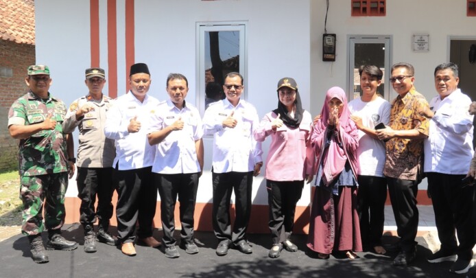 Pemkab Brebes Gandeng Djarum Bangun Rumah Layak Huni dan Sanitasi di Rungkang