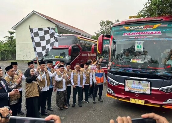 Calon Jemaah Haji Brebes 2026 Naik Jadi 1.295 Orang, Bupati Ingatkan Jaga Nama Baik Daerah