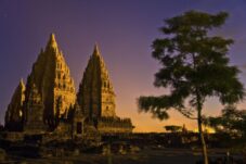 Candi Roro Jonggrang Prambanan: Sejarah, Legenda, dan Keindahan Arsitektur Warisan Dunia