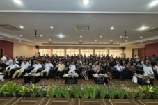 GEKIRA Bagikan Sembako untuk Ratusan Koster Gereja di Jakarta, Perkuat Persatuan Nasional Jelang Paskah