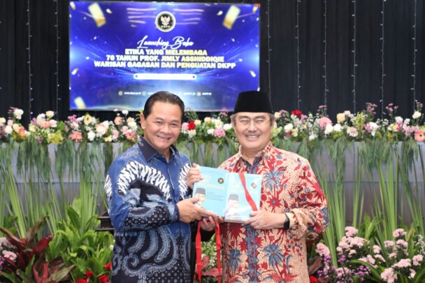 Peluncuran Buku 70 Tahun Jimly Asshiddiqie, Ketua DKPP: Sosok Begawan Hukum Tata Negara