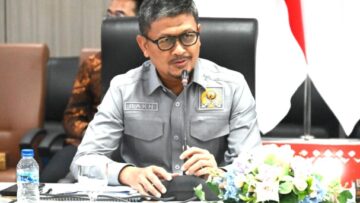 Soal Tagline Sell Indonesia, Amin Ak: Harus Direspon dengan Kebijakan Pemulihan dan Penguatan Kepercayaan Pasar