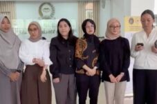 Istri Terdakwa Kasus Pertamina Mengadu ke Komisi III DPR
