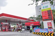 Harga BBM Naik, DPR: Keputusan yang Mendadak bagi Masyarakat