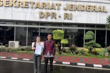 Sudah Lunas Sejak 2018, Sertifikat Rumah Tak Kunjung Diberikan, Ibu Rumah Tangga Ngadu ke DPR