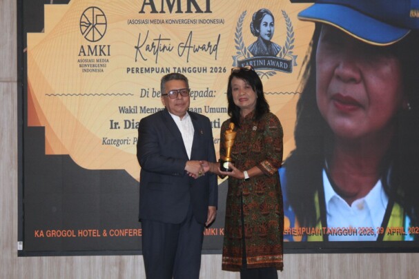 Dari PNS ke Wamen PU, Diana Kusumastuti Diganjar Kartini Award 2026