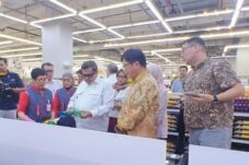 BPJPH Awasi Ritel Jelang Wajib Halal Oktober 2026
