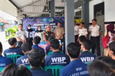 Komitmen Bersih Narkoba, Lapas Brebes Tes Urine Pegawai dan Ratusan Warga Binaan