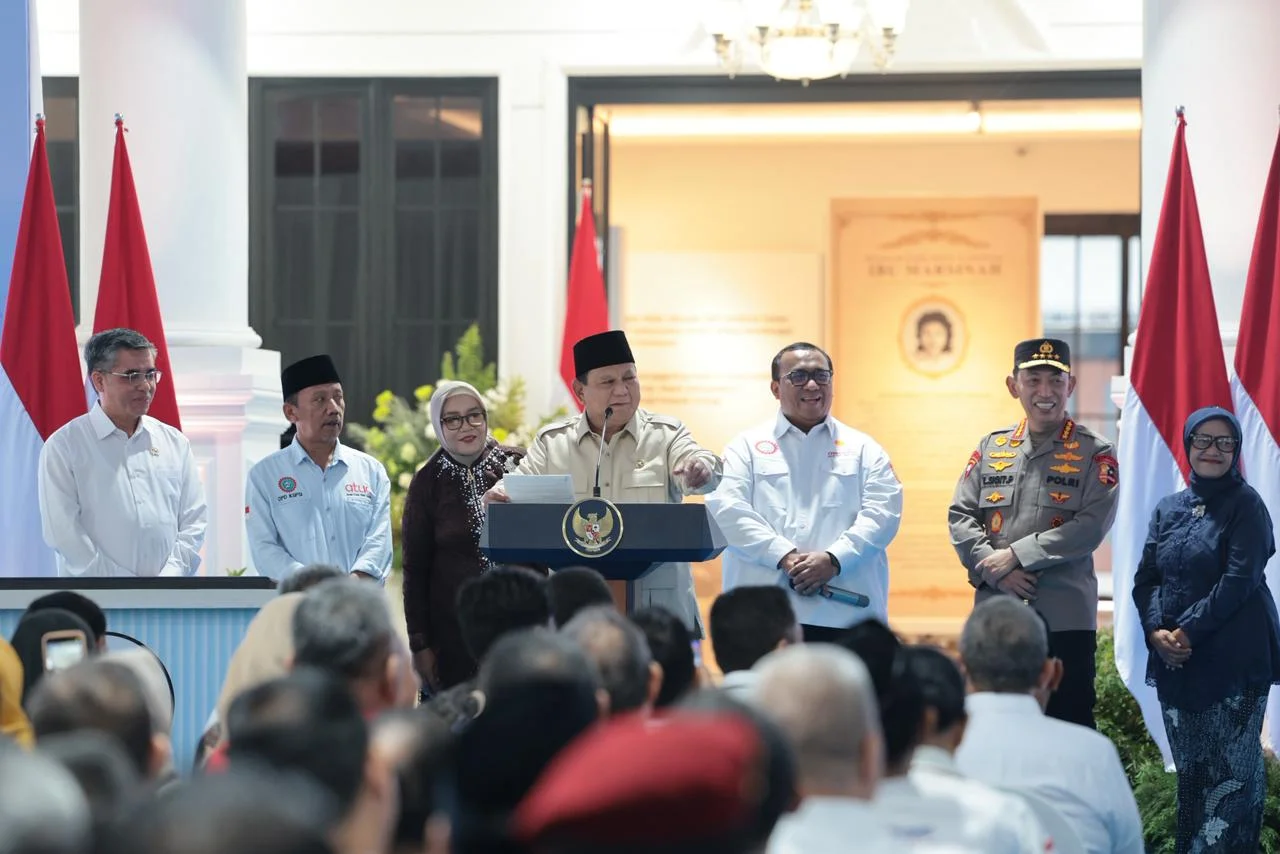 Prabowo Tanggapi Santai Rupiah Melemah: Rakyat Desa Tak Pakai Dolar