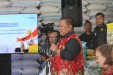 Dekan FH Unand Sebut Feri Amsari Tak Punya Data Pembanding soal Swasembada Pangan