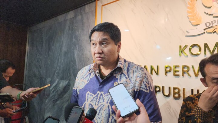 Kementerian PKP Sampaikan Evaluasi Pelaksanaan APBN 2026 kepada Komisi V DPR RI