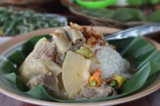 Mengenal Nasi Kropokhan Demak: Kuliner Legendaris Berbahan Daging Kerbau Sarat Sejarah
