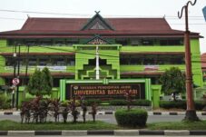 Konflik Unbari Berlanjut, YPBJ Nilai Kemdiktisaintek Abaikan Putusan MA