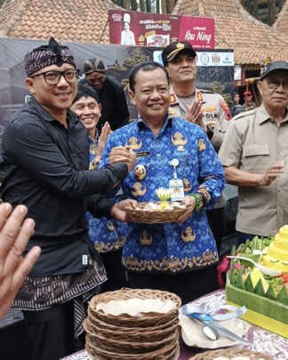 Ribuan Warga Pandansari Gelar Ratiban di Telaga Ranjeng, Wujud Syukur atas Hasil Bumi