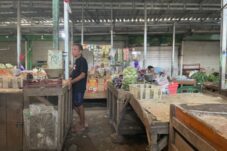 Sepi Pembeli, Ratusan Kios dan Lapak di Pasar Induk Brebes Tutup