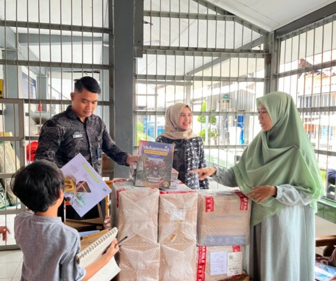 Lapas Brebes Terima 150 Al-Qur’an dan Ensiklopedia Islam dari Spirit Nabawiyah