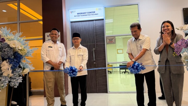 Migran Center Polibatam Diresmikan, Menteri P2MI Dorong Lulusan Raih Peluang Kerja Global