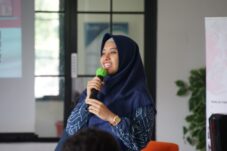 YLKI Tagih 100 Hari Kerja Nanik Deyang, Targetkan Nol Keracunan MBG