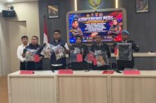 Pria Asal Cirebon Bobol Minimarket di Brebes, Hasil Curian untuk Kambing Kurban dan Judi Slot