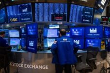 The Fed Berubah Haluan, Wall Street Kehilangan Arah