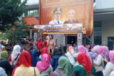 Parade Kebaya SPKFI Bawa Semangat Hari Kebaya Nasional