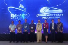 Menghubungkan Nusantara Lewat Integrasi Laut dan Rel