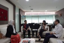 Raih 30 LoA Dunia, Azka Abdul Malik Temui Wamen PU Sebelum Kuliah di Belanda