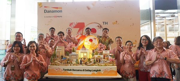 Rayakan HUT ke-70, Danamon Luncurkan Fitur Baru D-Bank PRO dan Promo Hujan Kejutan
