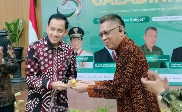 Tantangan Era Algoritma, Pers Dituntut Tetap Independen sebagai Pilar Keempat Demokrasi