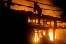 Diduga Korsleting Listrik, Toko Sembako di Brebes Hangus Terbakar, Kerugian Capai Rp400 Juta